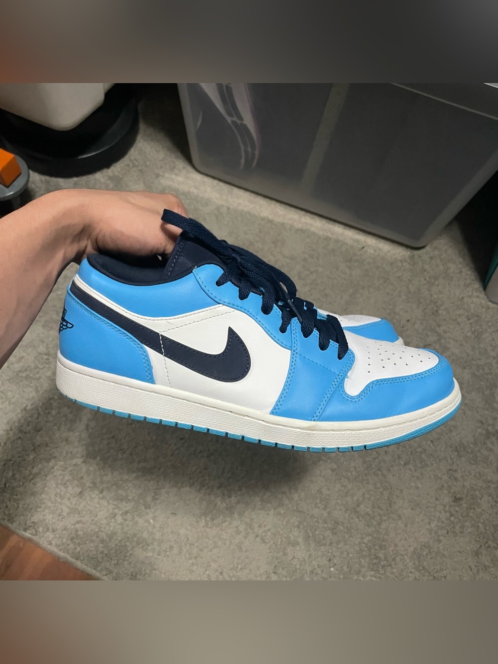 Nike Air Jordan Retro 1 Low UNC Size 11.5